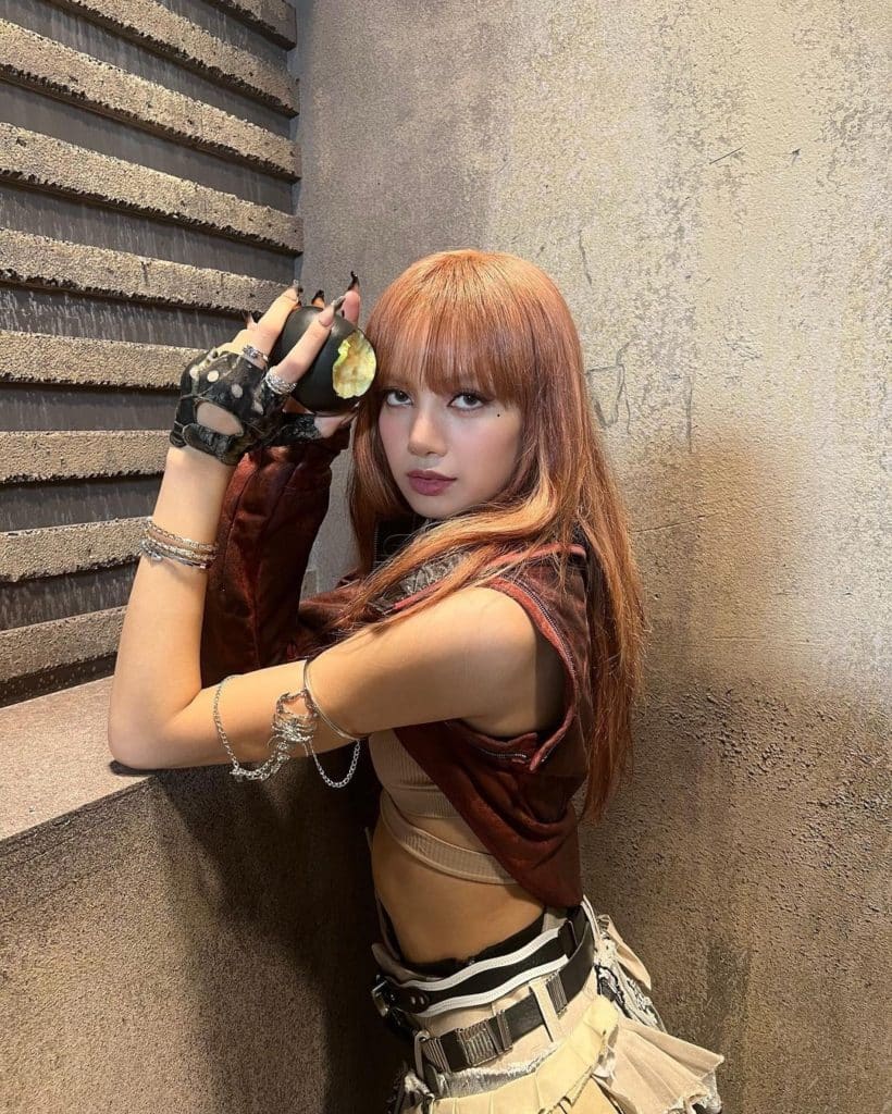 LISA BLACKPINK