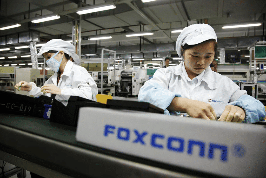 Foxconn จะผลิต