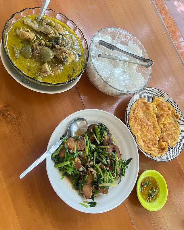 ณิชา