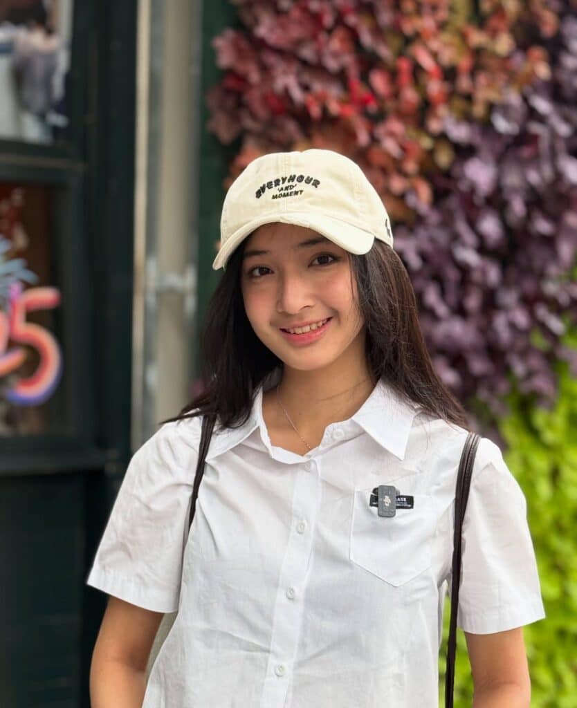 กวาง กมลชนก ย้อนภาพ