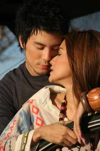 โซเชียลแชร์ พลอย
