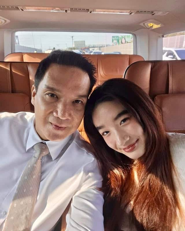 น้องณดา พ่อบรู๊ค