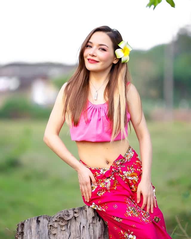 อเล็กซานดร้า ธิดาวัลย์