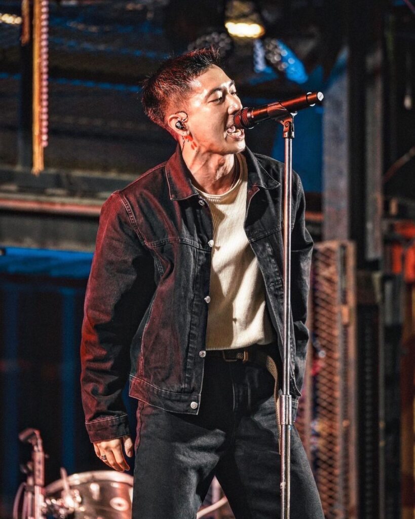 โตโน่ ภาคิน ลงภาพ