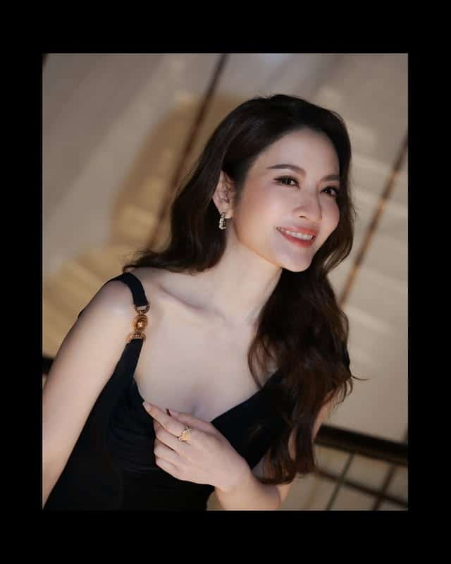 นนกุล โพสต์สตอรี่