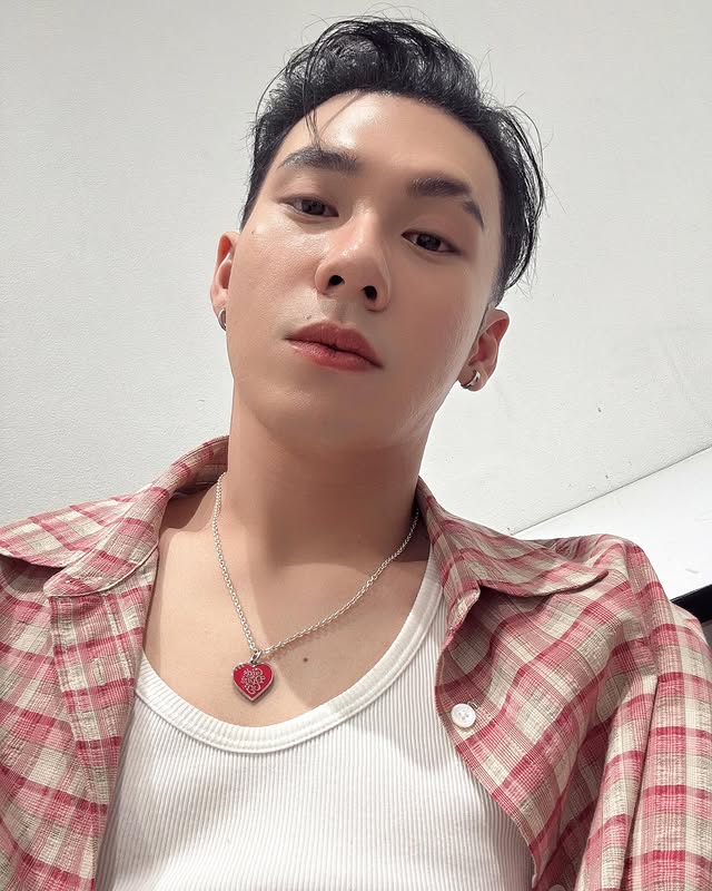 ตั้ม วราวุธ รถชน