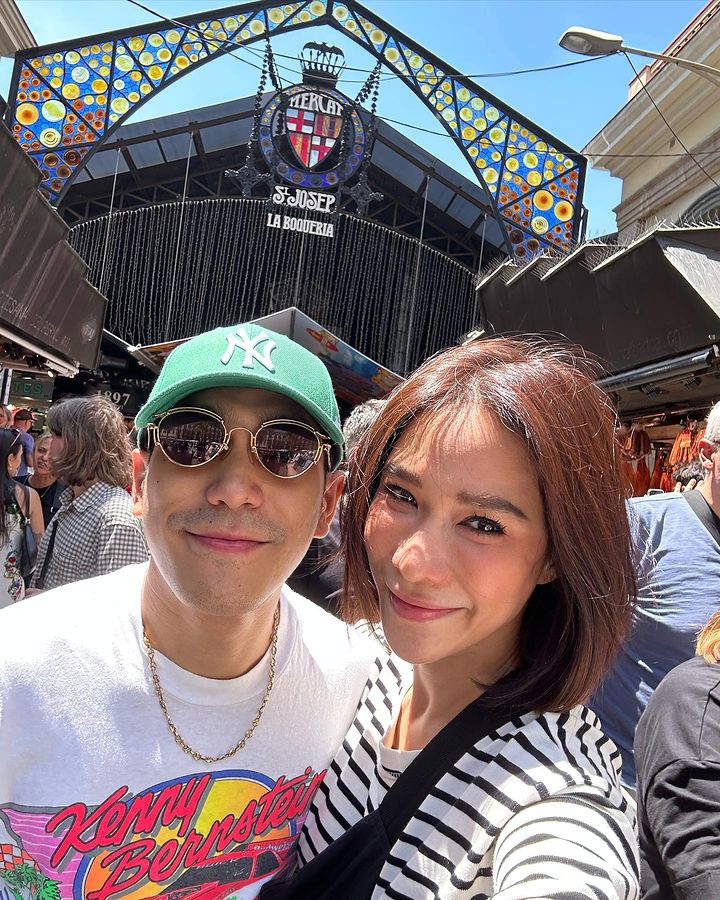 พลอย เฌอมาลย์ ร่ายยาว