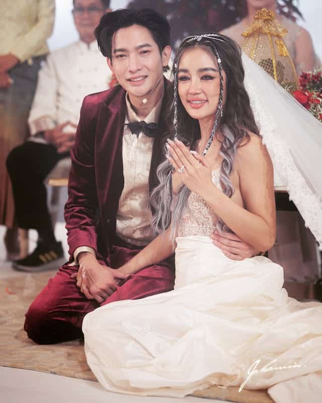 เซอร์ไพรส์ซ้อน