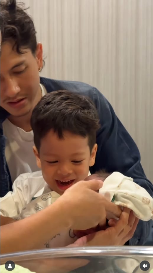ปุ้มปุ้ย คลอดลูกสาว