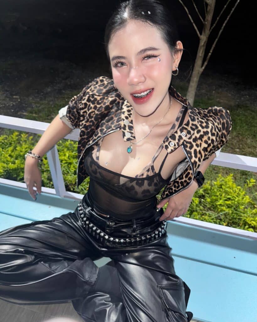 กระต่าย พรรณทิพาใส่ชุด