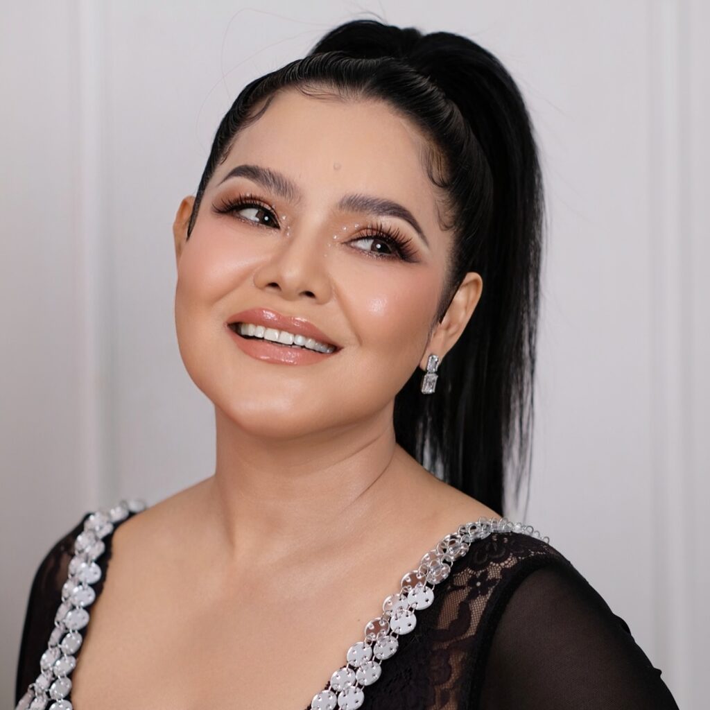 ฮาย อาภาพร