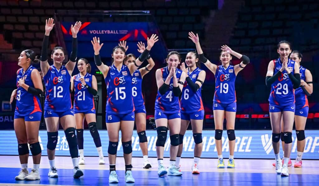 16 วอลเลย์บอลหญิงไทย