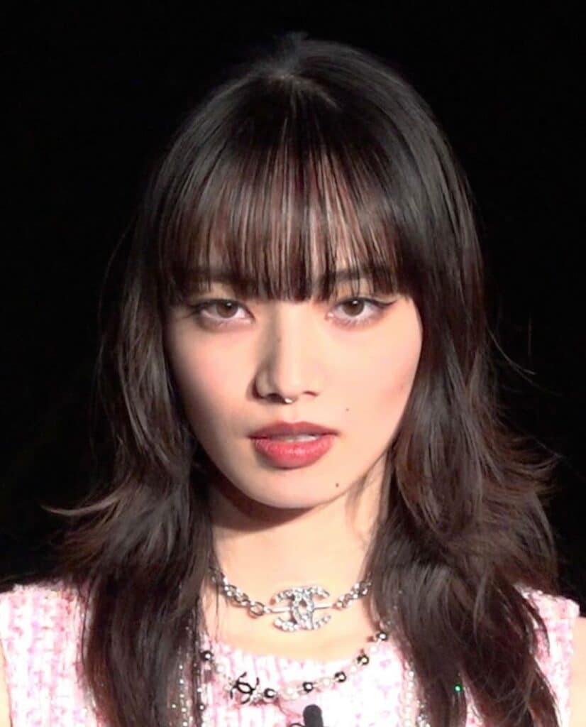 รู้จักแฝดละฝาของ ลิซ่า
