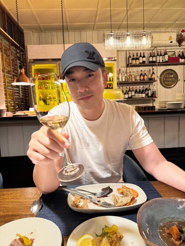 เจมส์ เรืองศักดิ์ ขนลุก
