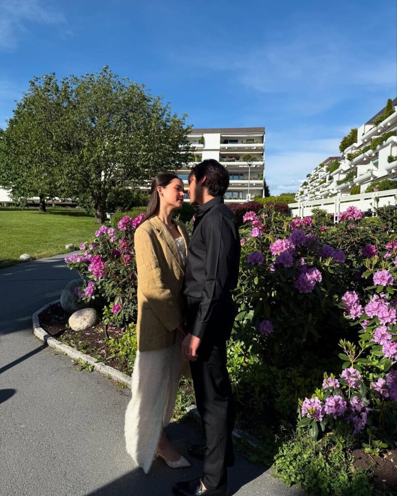 ครอบครัว ญาญ่า