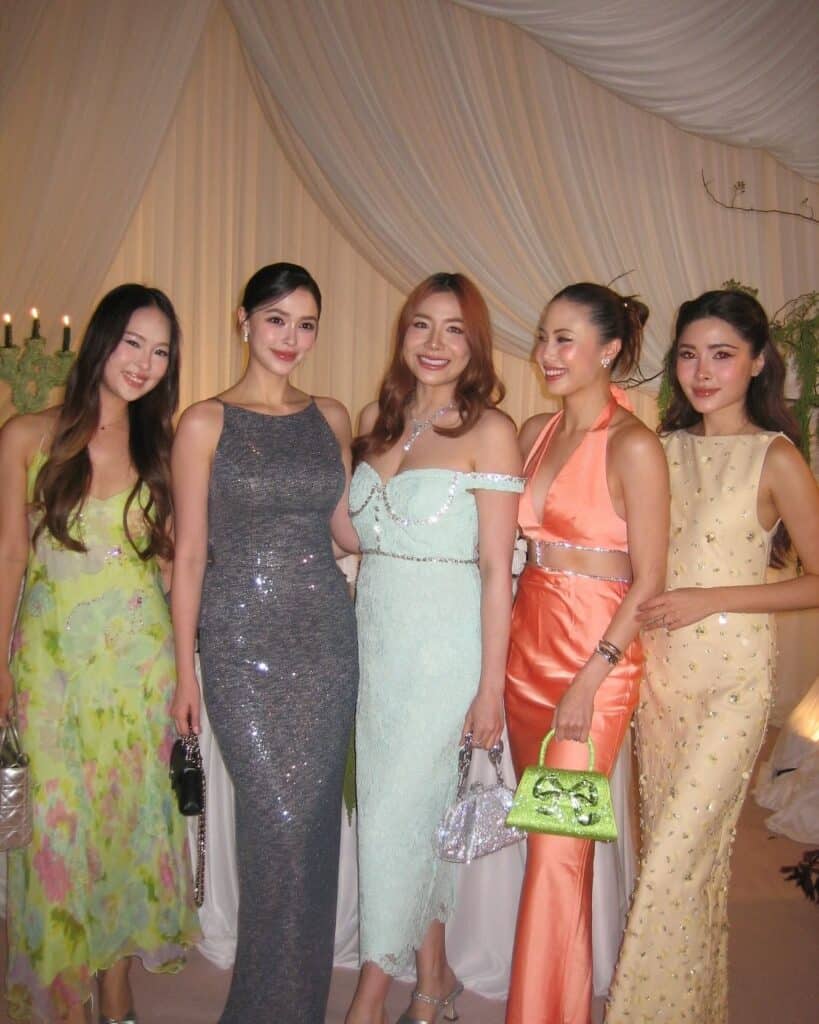 แพทริเซีย ควงสามี
