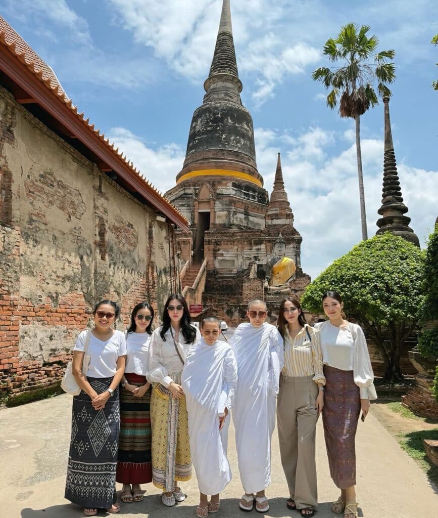 เมย์ เฟื่องอารมย์ ลีลา