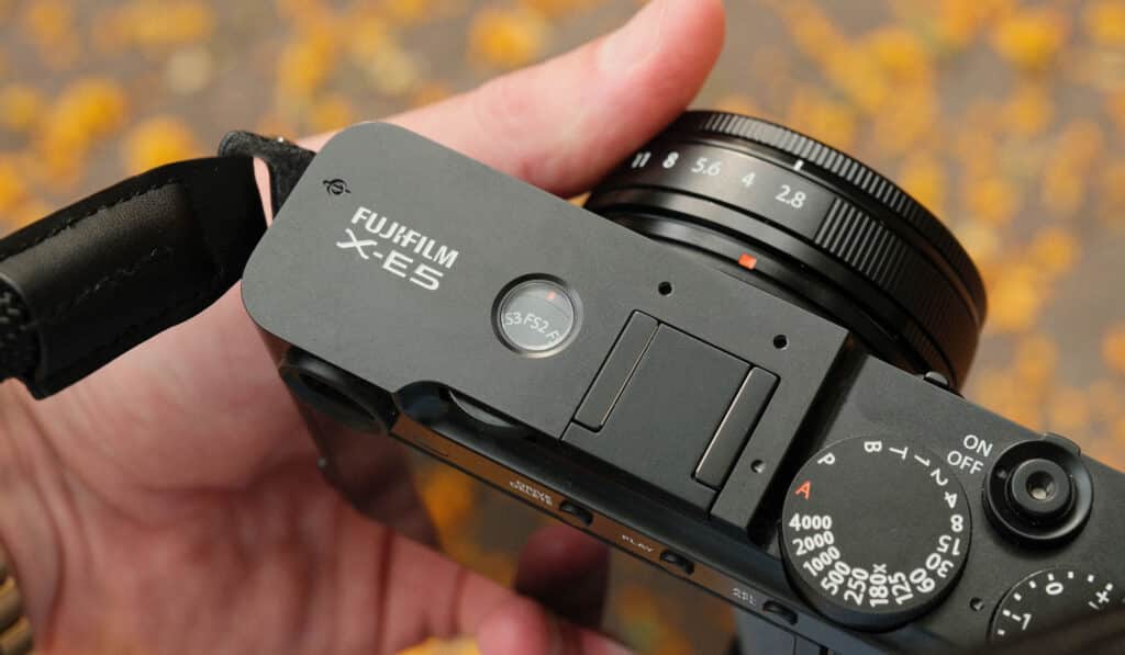 FUJIFILM X-E5
