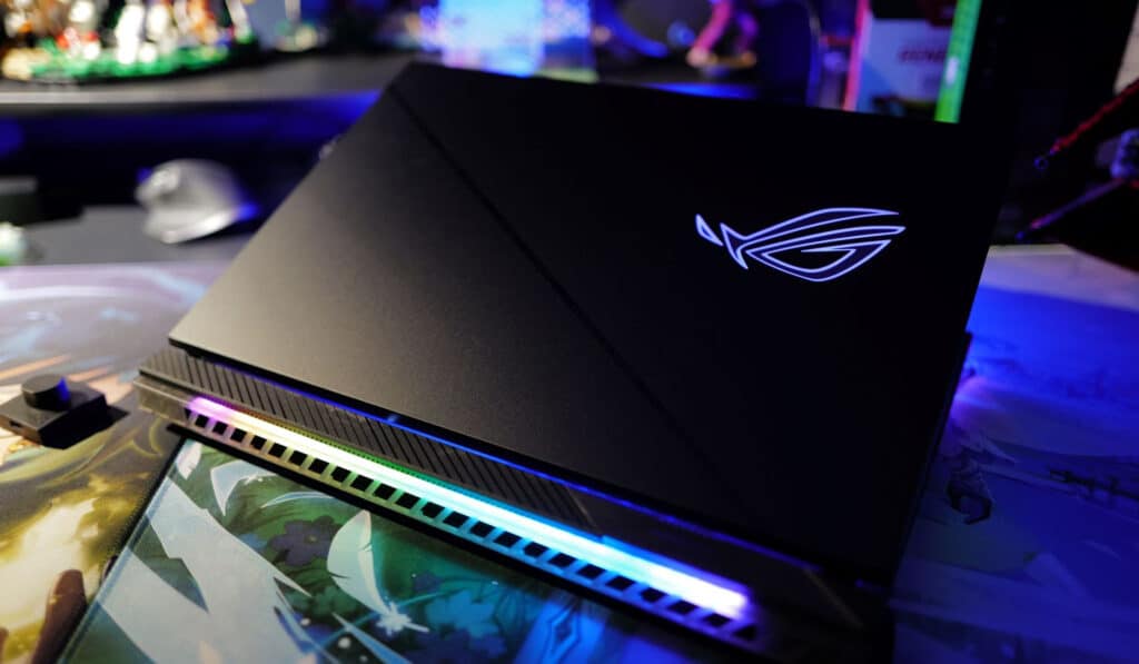 ROG Strix Scar 16