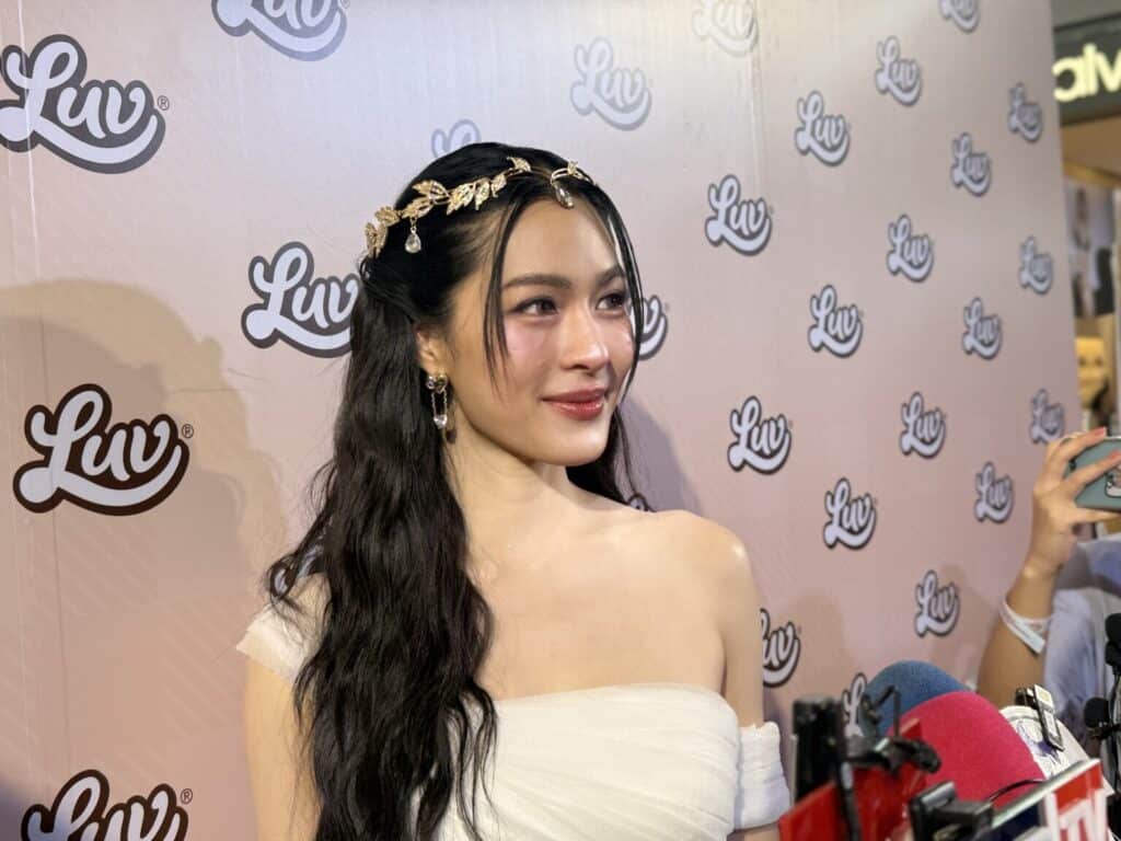 หลิงหลิง คอง ลั่น