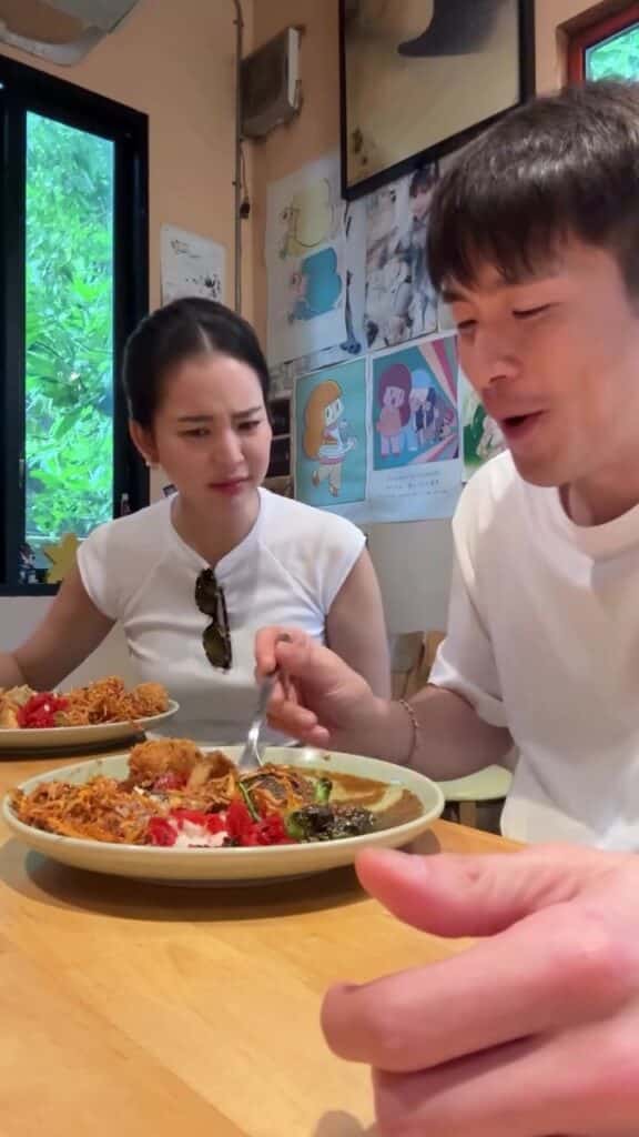 อาเล็ก ทำเซอร์ไพรส์