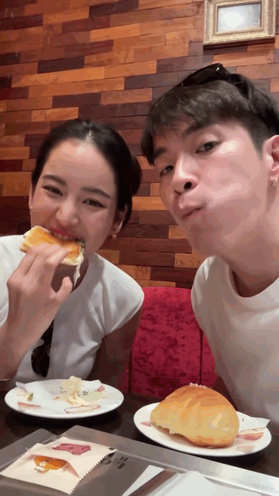 อาเล็ก ทำเซอร์ไพรส์