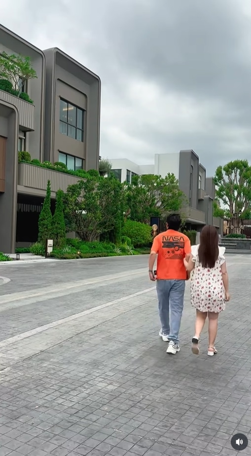 บ้านหลังใหม่ เจนนี่ ยิว