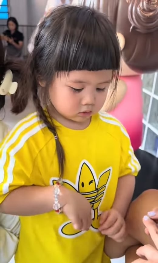 น้องเกล ถูก พ่อน็อตหอม