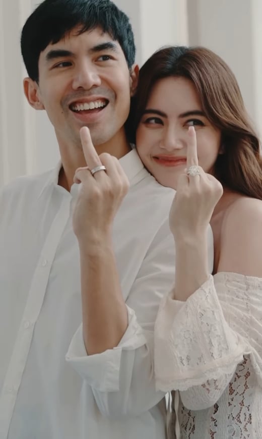 ใหม่ เต๋อ เปิดภาพ