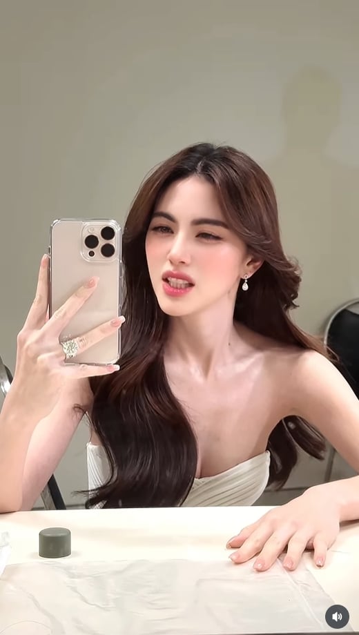 ใหม่ ดาวิกา ถ่ายคลิป