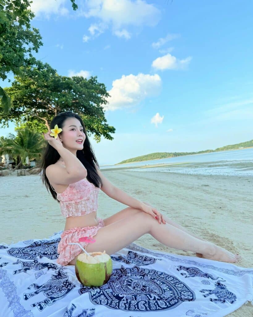 ลำไย ไหทองคำ เสิร์ฟ