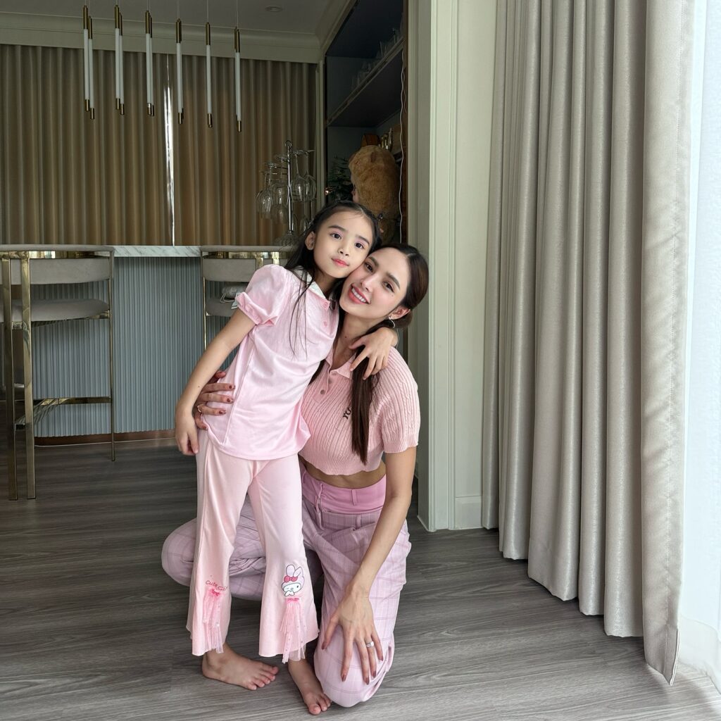 น้องดิสนีย์ ลูกสาว