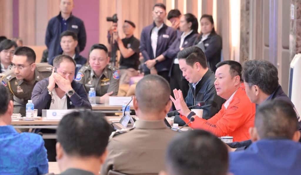 สรวงศ์ กล่าว