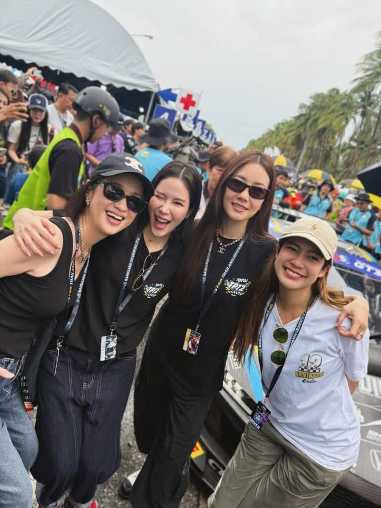 นุ่น วรนุช โมเมนต์