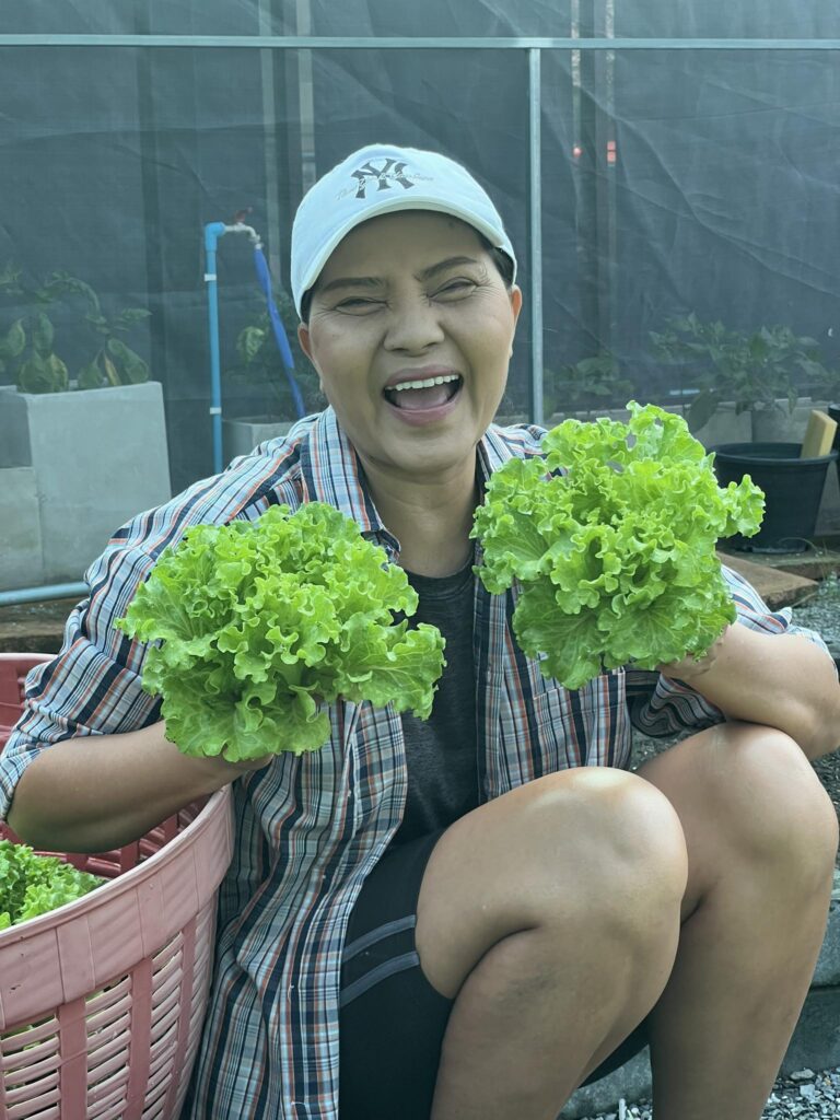 เกือบไม่รอด สุนารี