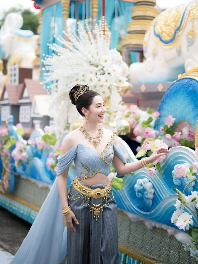 งดงามมาก เบลล่า