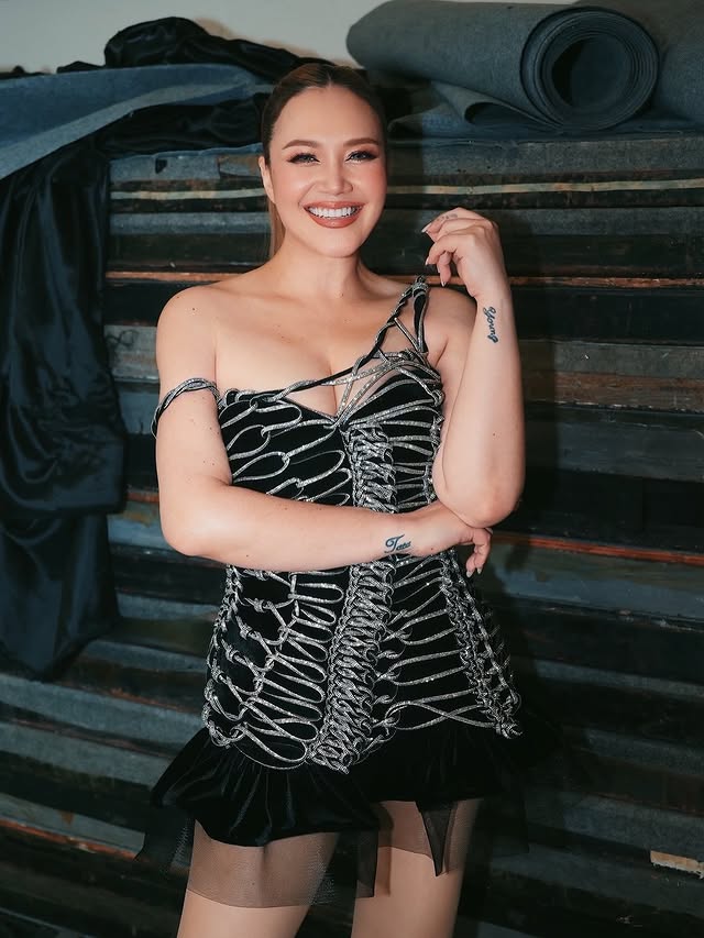 1 ลุคแซ่บ ทาทา ยัง