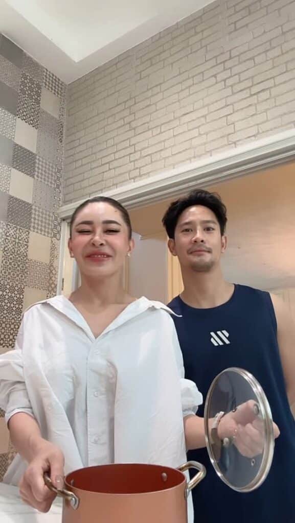 เป๊กกี้ ศรีธัญญา