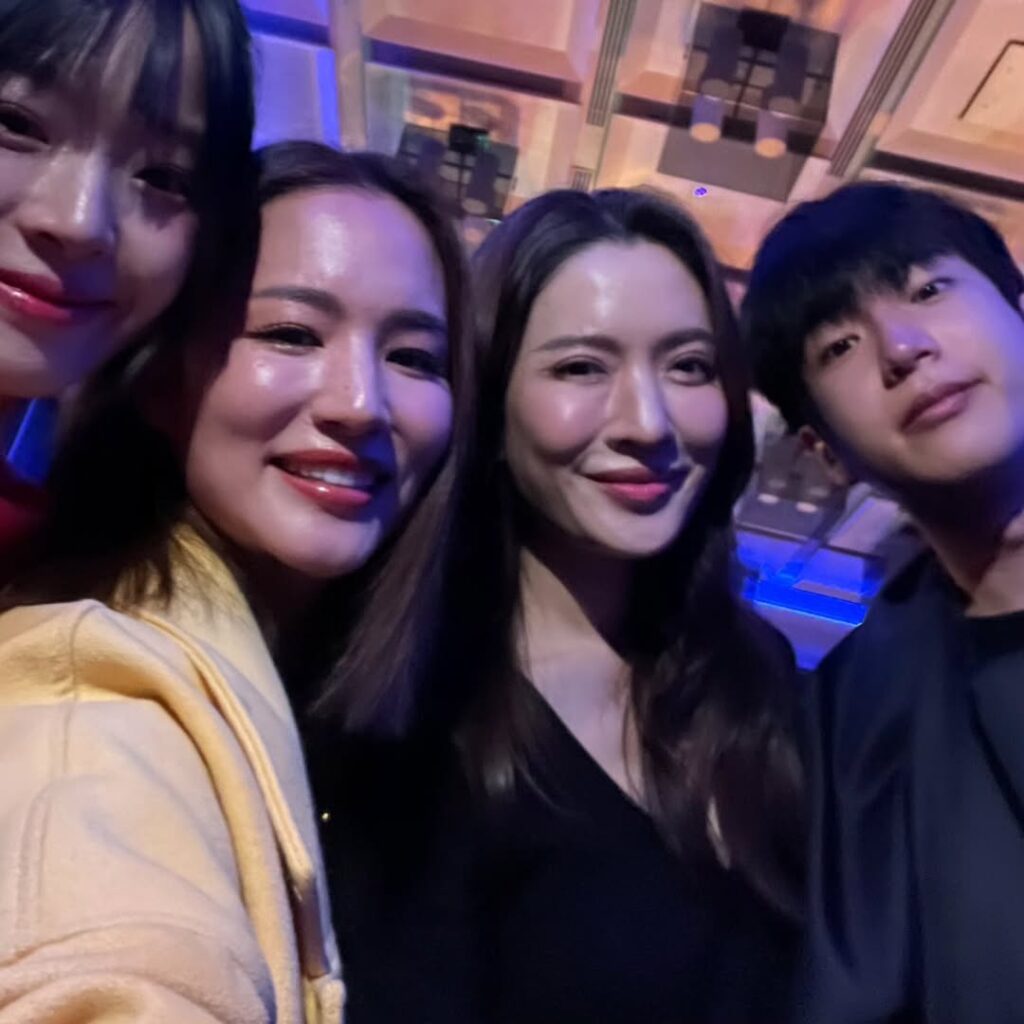นนกุล จับมือ แอฟ