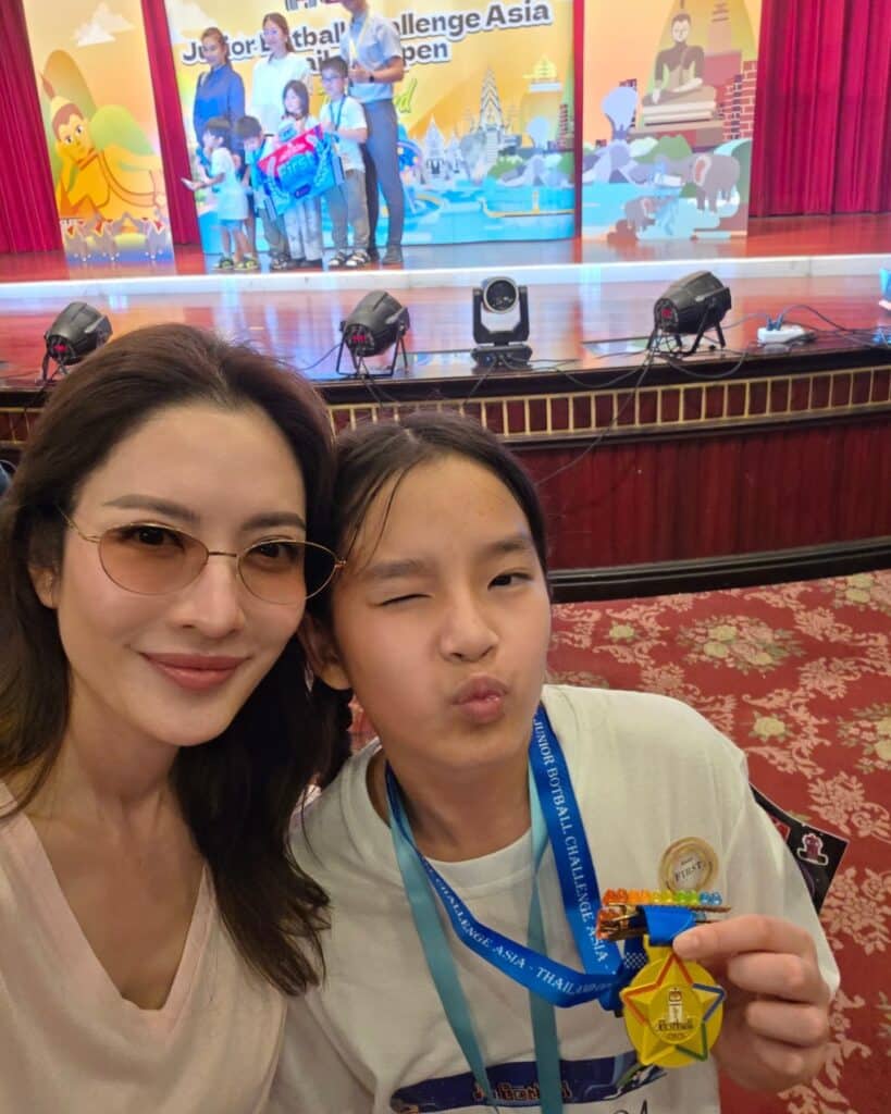 3 ช็อตฟีล น้องปีใหม่