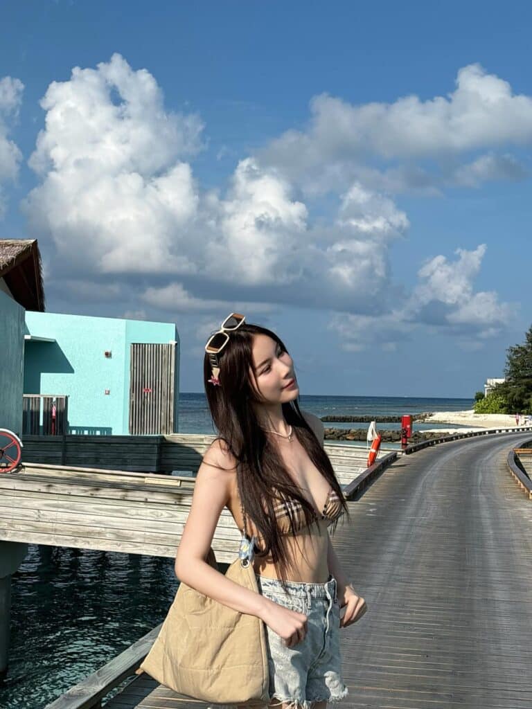 มุก วรนิษฐ์ สูงมาก