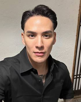 1 รูป แทค ภรัณยู
