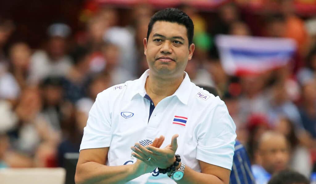 โค้ชอ๊อต ชม