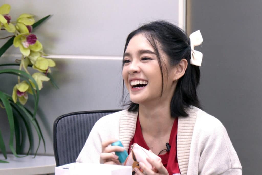 เฌอปราง จัดแฟนไซน์
