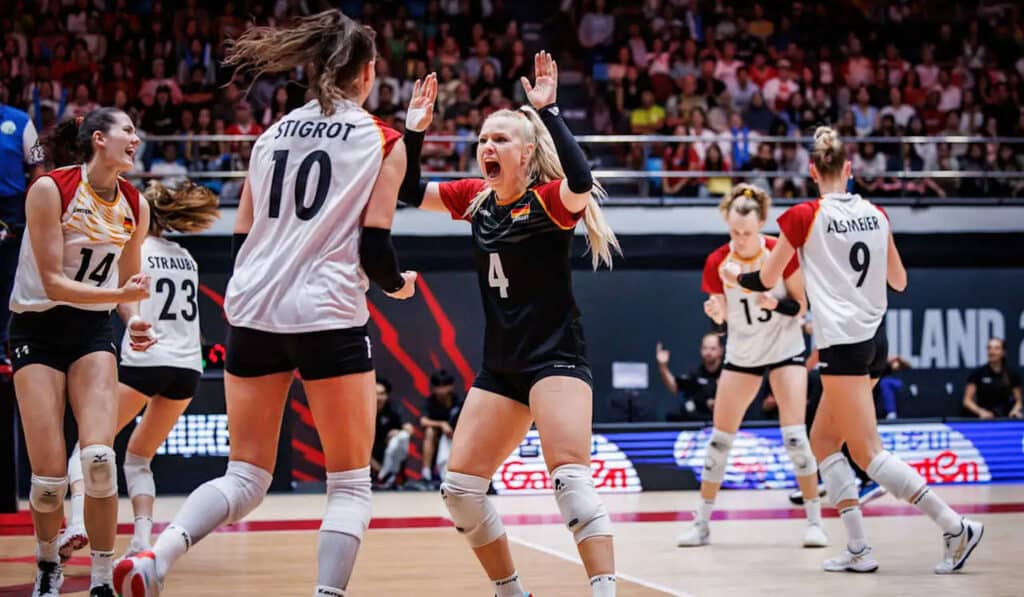 วอลเลย์บอลหญิง