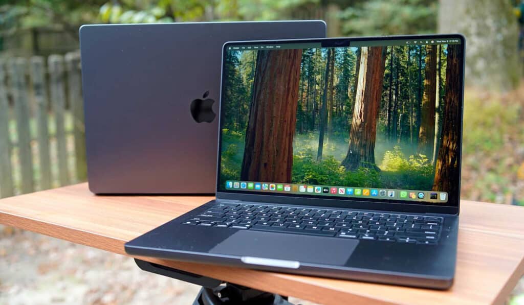 MacBook