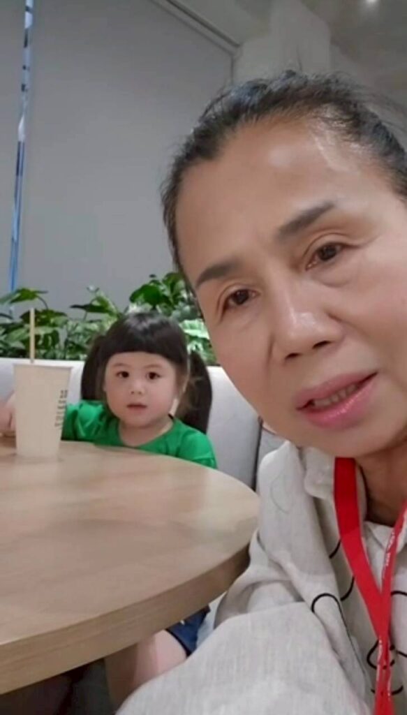 น้องเกล หัวหน้าห้อง