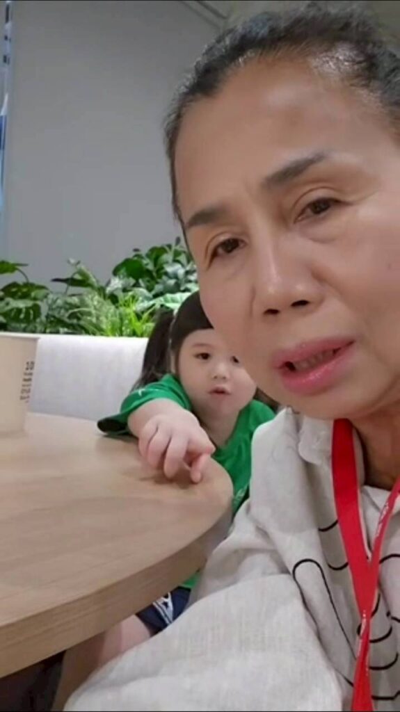 น้องเกล หัวหน้าห้อง