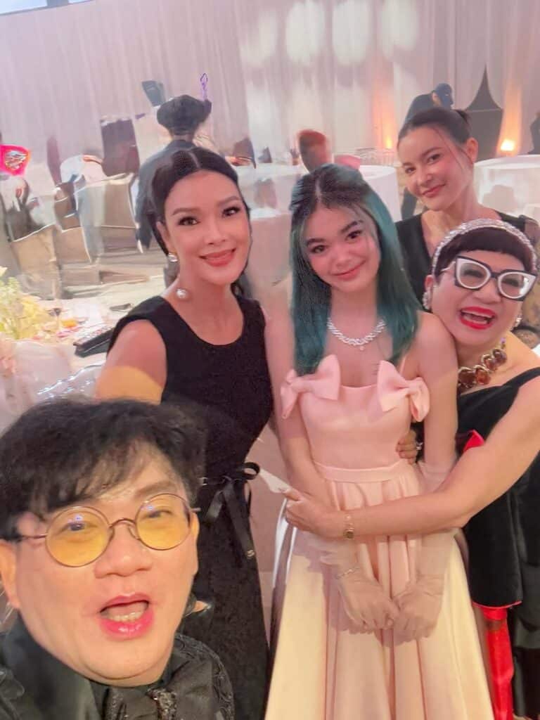 สวยออร่าในวัย16น้องลียา