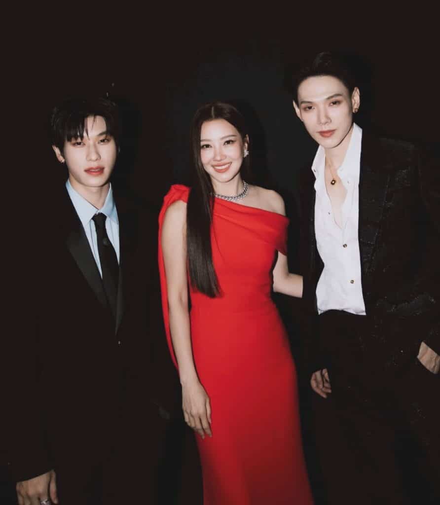 3 นางฟ้าโคจรเจอกัน